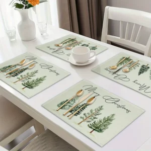 4Pcs/Set Home Festive Christmas Tree Polyester Placemats Dining Dinner Durable for Holiday Dining and Kitchen Table Mats Home Decor Party Use