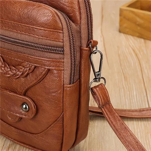 Ladies Small Bag Retro Soft Leather Stylish Messenger Bag Rivet PU Shoulder Bag Handbag Mobile Phone Wallet